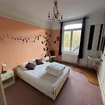 Echappee Mosane 10 Personnes Max Διαμέρισμα *