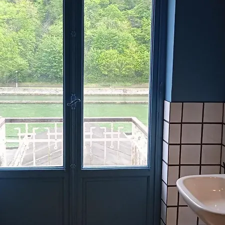 Apartament Echappee Mosane 10 Personnes Max Waulsort