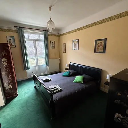 Echappee Mosane 10 Personnes Max * Waulsort