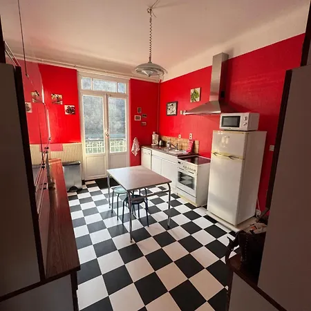 Echappee Mosane 10 Personnes Max Apartament